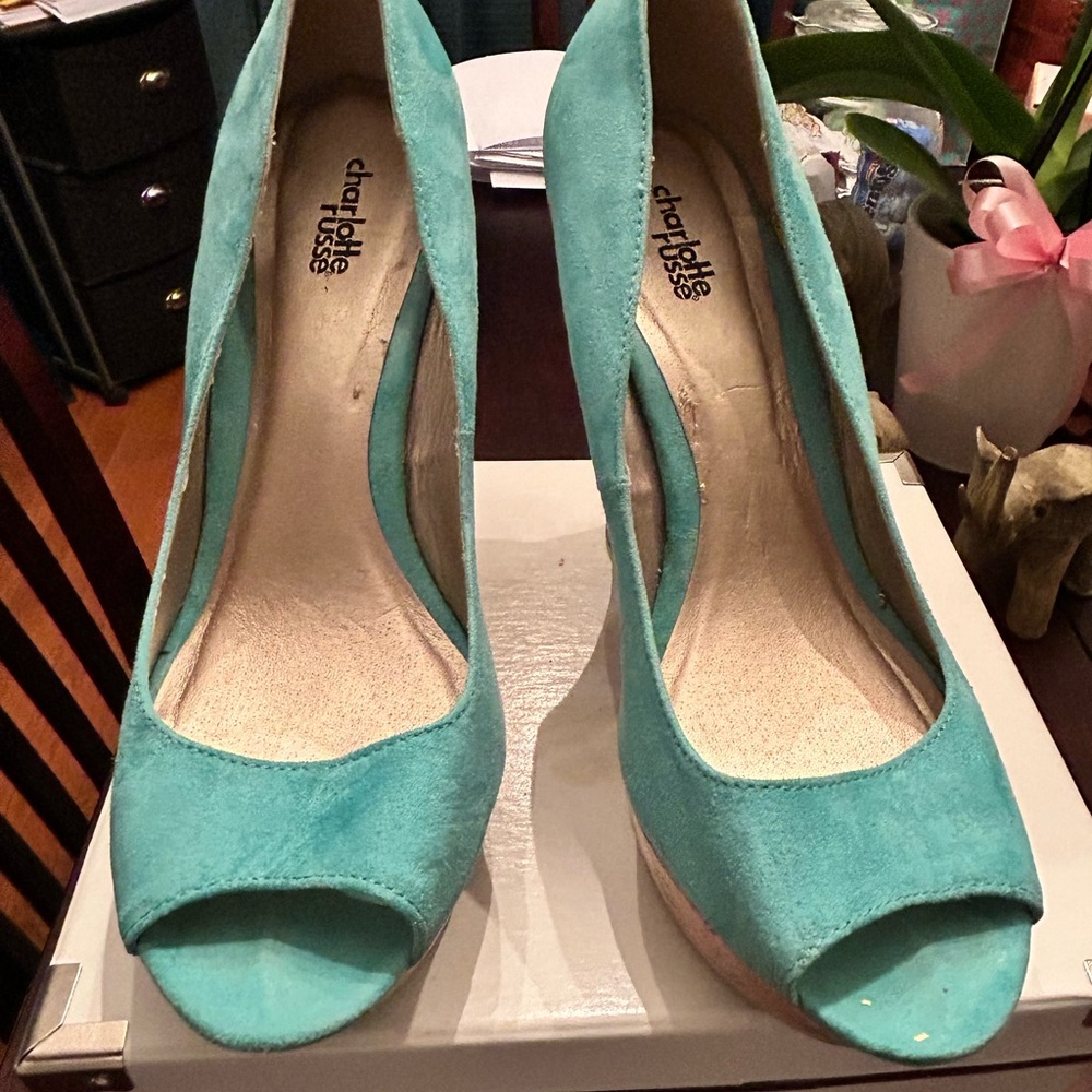 Charlotte Russe Women's Teal Peep Toe Heels